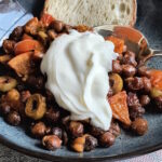Kapuzinererbsen mit Baharat und Orange