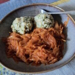 Tomatenkraut mit Semmelknödel